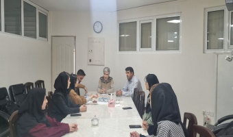 جلسه ماهیانه مدیر مرکز مشاوره و سبک زندگی با همیاران سلامت روان